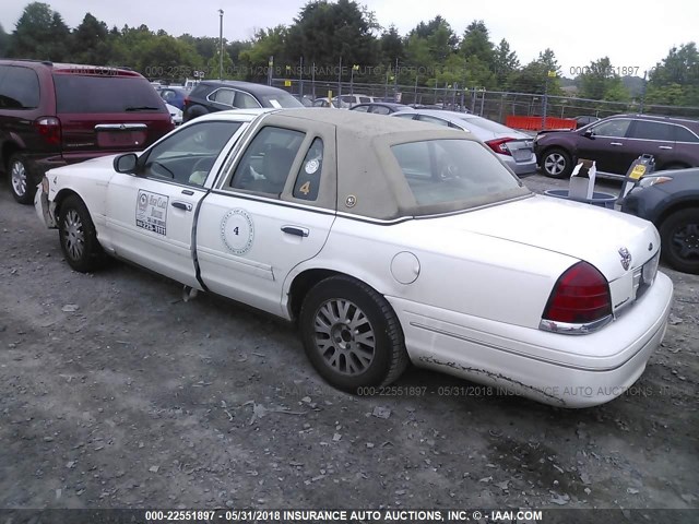 2FAFP74W94X147797 - 2004 FORD CROWN VICTORIA LX WHITE photo 3