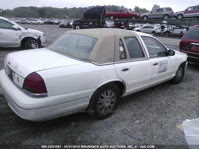 2FAFP74W94X147797 - 2004 FORD CROWN VICTORIA LX WHITE photo 4