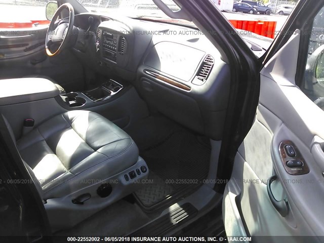 5LMPU28A0YLJ05314 - 2000 LINCOLN NAVIGATOR 黑色 照片 5