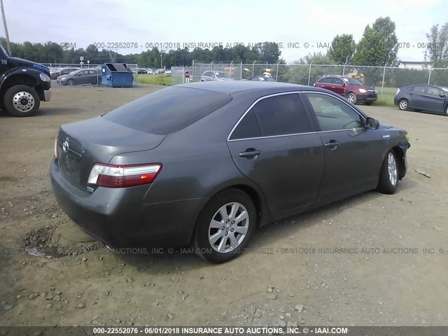 JTNBB46K273005014 - 2007 TOYOTA CAMRY NEW GENERAT HYBRID GRAY photo 4