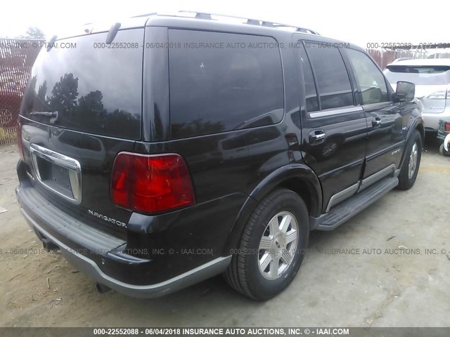 5LMFU28R43LJ03558 - 2003 LINCOLN NAVIGATOR BLACK photo 4