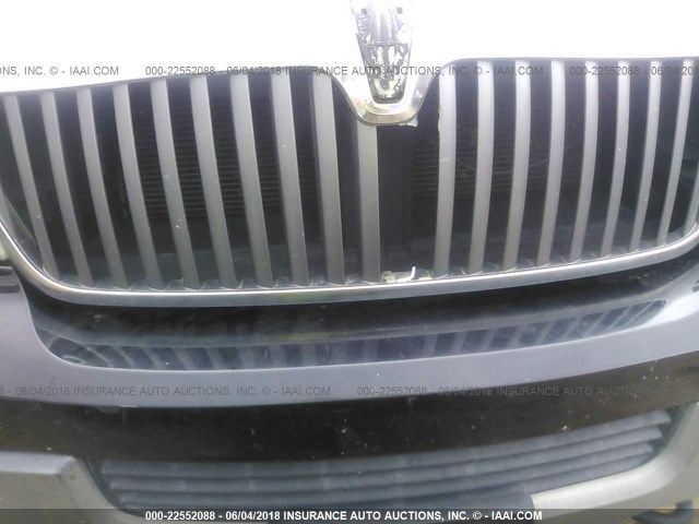 5LMFU28R43LJ03558 - 2003 LINCOLN NAVIGATOR BLACK photo 6