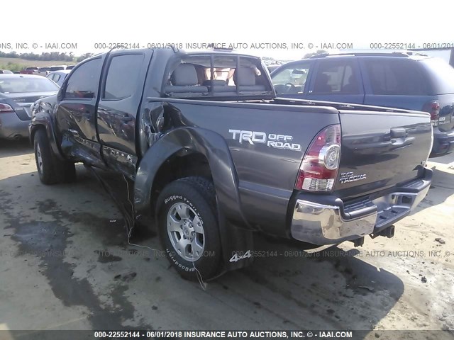 3TMLU4EN8FM170965 - 2015 TOYOTA TACOMA DOUBLE CAB/TRD PRO GRAY photo 3