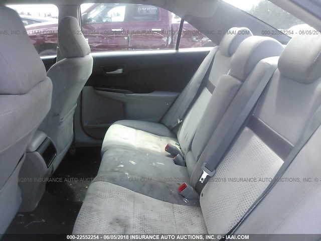 4T1BF1FK8EU403273 - 2014 TOYOTA CAMRY L/SE/LE/XLE 银色 照片 6