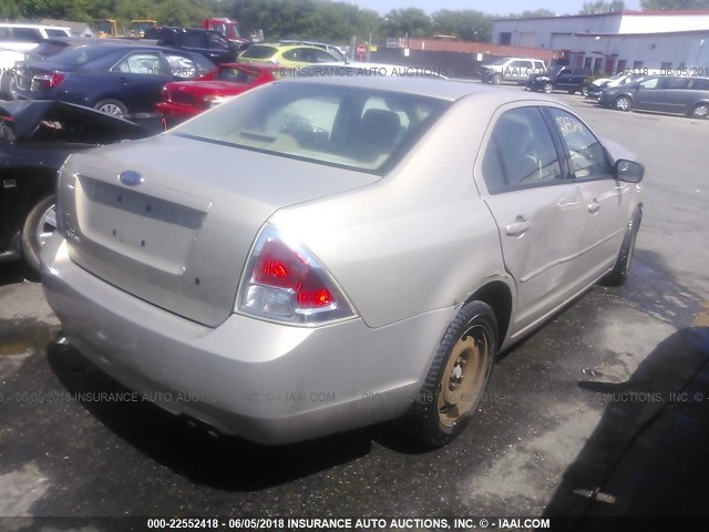 3FAHP06Z07R125391 - 2007 FORD FUSION S GOLD photo 4