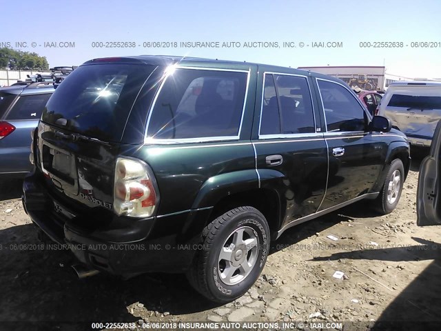 1GNDS13S332213460 - 2003 CHEVROLET TRAILBLAZER  GREEN photo 4