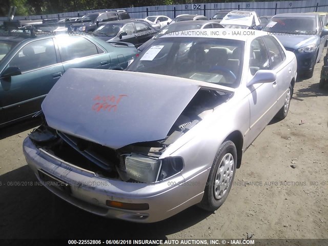 JT2BG12K8T0404203 - 1996 TOYOTA CAMRY DX/LE/XLE ყავისფერი ფოტო 2