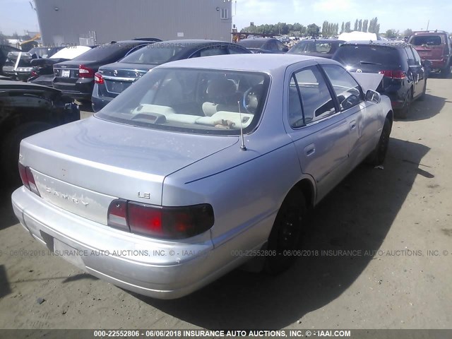 JT2BG12K8T0404203 - 1996 TOYOTA CAMRY DX/LE/XLE BROWN photo 4