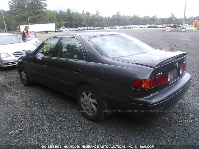 4T1BF28K2YU941927 - 2000 TOYOTA CAMRY LE/XLE Grau Foto 3