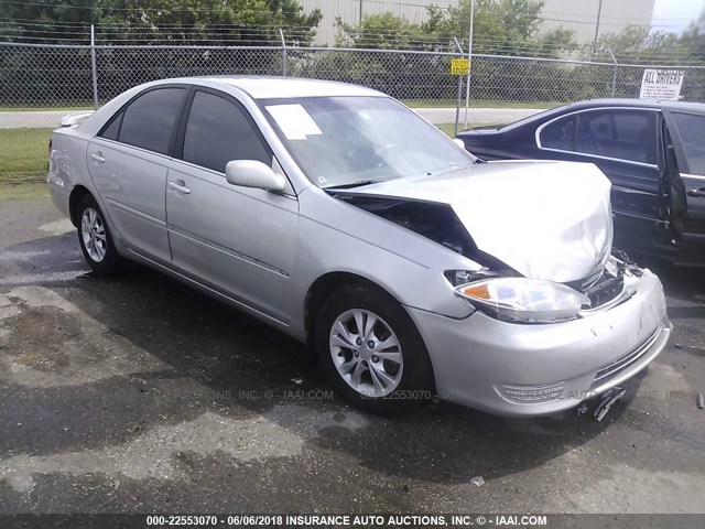 4T1BF32K85U110183 - 2005 TOYOTA CAMRY LE/XLE/SE 灰色 照片 1