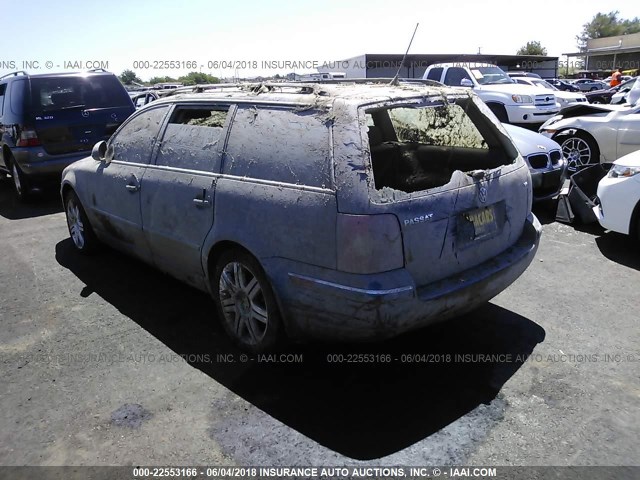 WVWWU63B25E140981 - 2005 VOLKSWAGEN PASSAT GLX 蓝色 照片 3