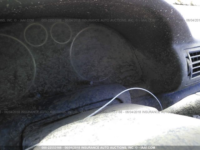 WVWWU63B25E140981 - 2005 VOLKSWAGEN PASSAT GLX 蓝色 照片 7