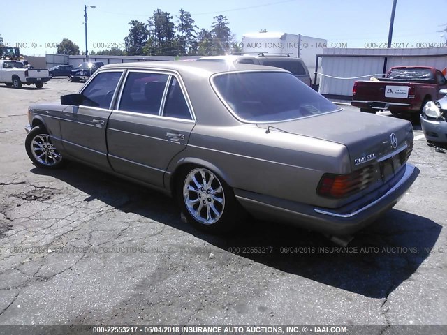 WDBCA39D5JA405301 - 1988 MERCEDES-BENZ 560 SEL TAN photo 3