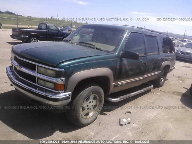 1GNFK16K6SJ317532 - 1995 CHEVROLET SUBURBAN K1500 GREEN photo 2