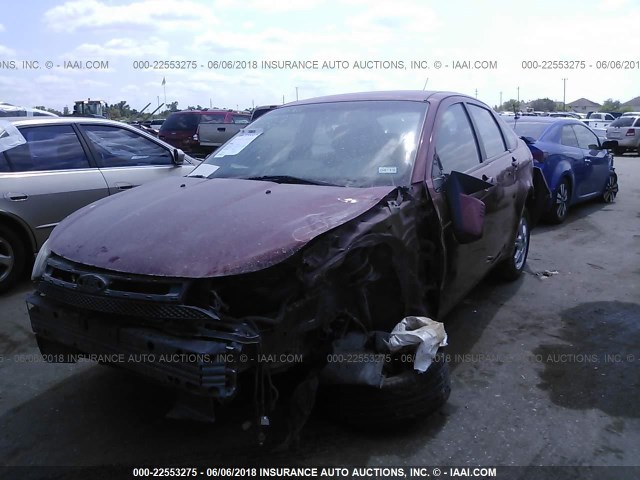 1FAHP36N29W155247 - 2009 FORD FOCUS SES RED photo 6