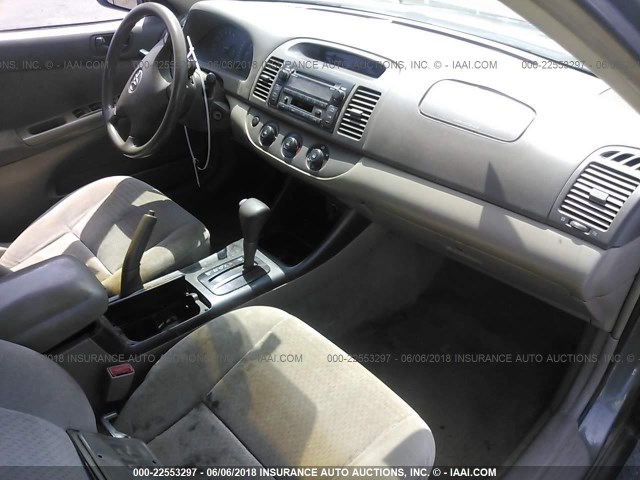 4T1BE32K63U696849 - 2003 TOYOTA CAMRY LE/XLE/SE 灰色 照片 5