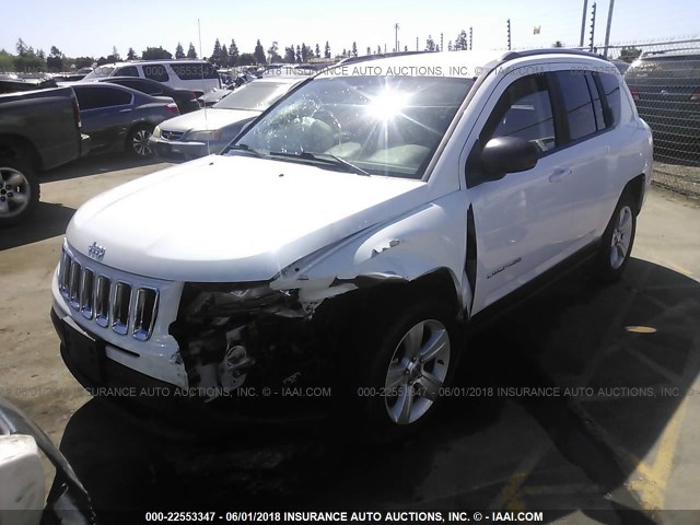 1C4NJCBA1GD665423 - 2016 JEEP COMPASS SPORT WHITE photo 2