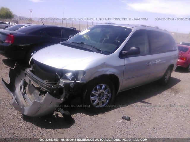 2C4GP64L85R127772 - 2005 CHRYSLER TOWN & COUNTRY LIMITED SILVER photo 2