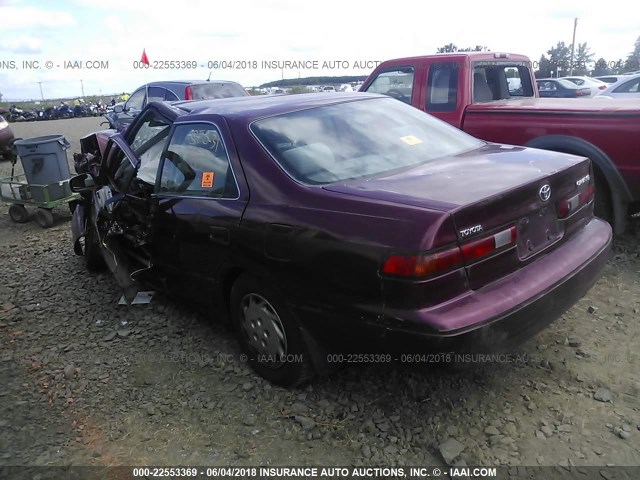JT2BG22K3W0242510 - 1998 TOYOTA CAMRY CE/LE/XLE RED photo 3