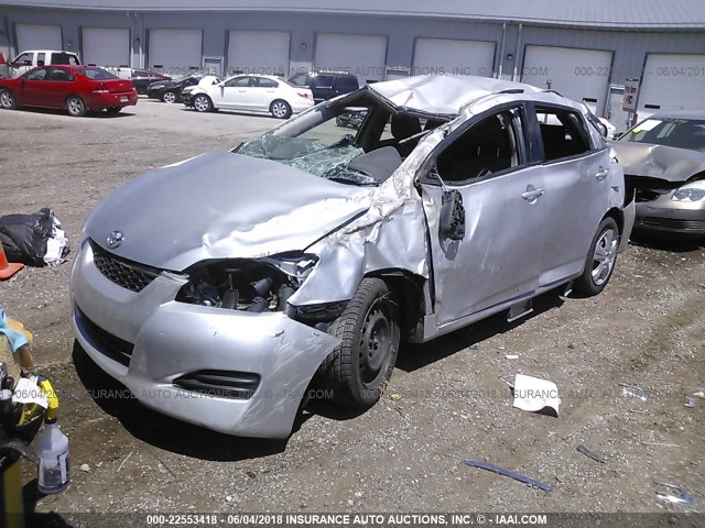 2T1KU40E89C172893 - 2009 TOYOTA COROLLA MATRIX  SILVER photo 2