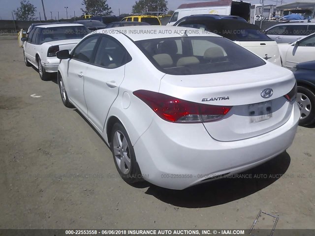 5NPDH4AEXDH432678 - 2013 HYUNDAI ELANTRA GLS/LIMITED WHITE photo 3