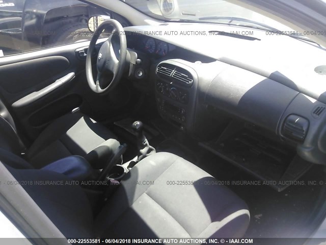 1B3ES26C85D186238 - 2005 DODGE NEON SE SILVER photo 5