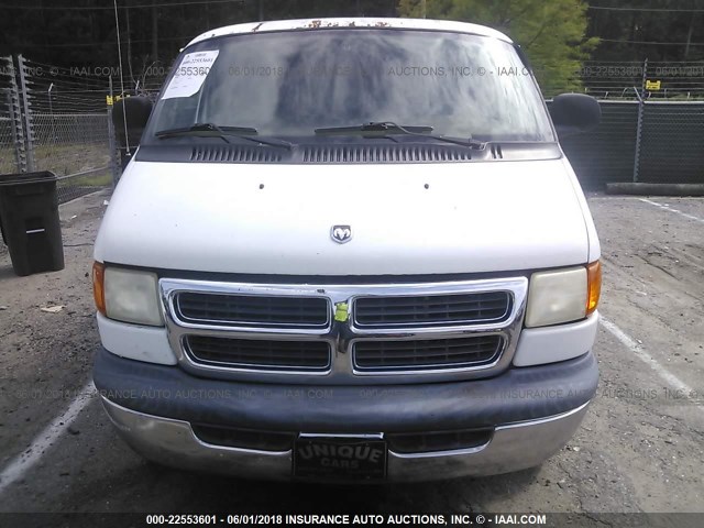 2B5WB35ZX2K131380 - 2002 DODGE RAM WAGON B3500 WHITE photo 6