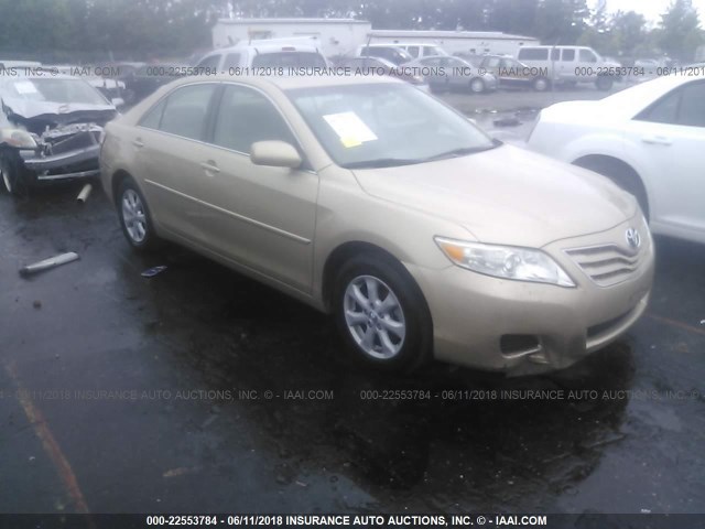 4T1BF3EK9BU155138 - 2011 TOYOTA CAMRY SE/LE/XLE GOLD photo 1
