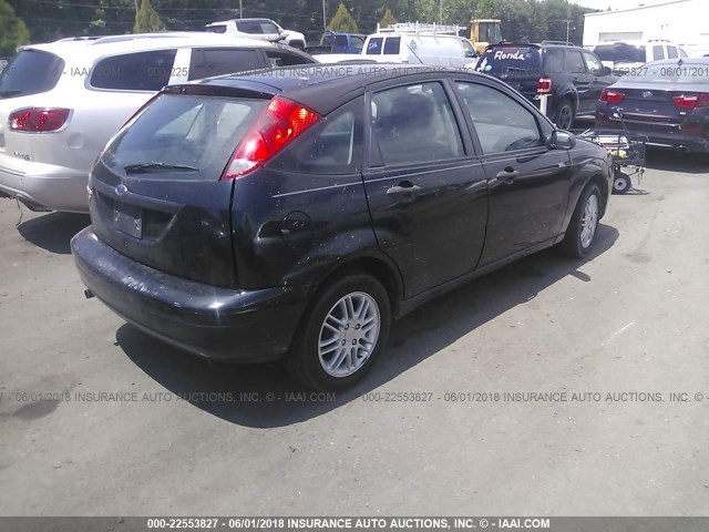 1FAFP37N57W298308 - 2007 FORD FOCUS ZX5/S/SE/SES BLACK photo 4