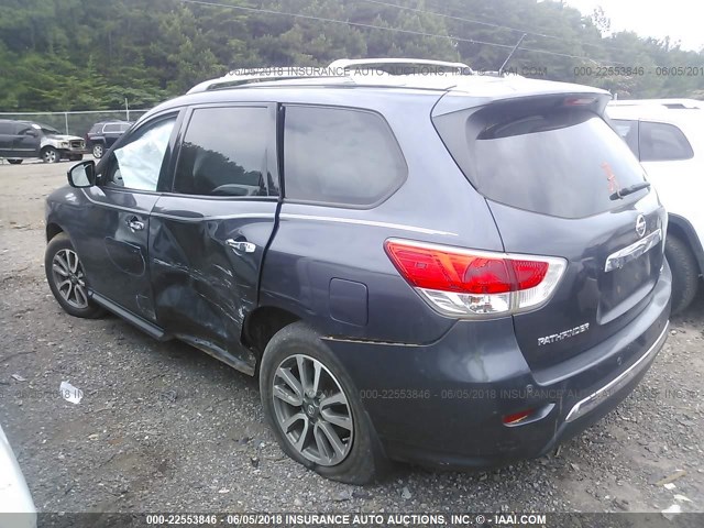 5N1AR2MN2DC652517 - 2013 NISSAN PATHFINDER S/SV/SL/PLATINUM GRAY photo 3