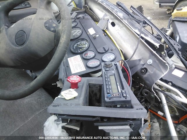 1FUJGLDR7BSBB9348 - 2011 FREIGHTLINER CASCADIA 125  WHITE photo 6