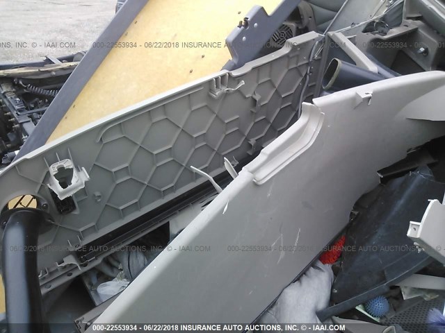 1FUJGLDR7BSBB9348 - 2011 FREIGHTLINER CASCADIA 125  WHITE photo 7