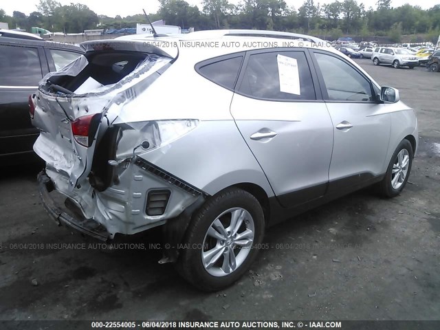 KM8JUCAC8BU204989 - 2011 HYUNDAI TUCSON GLS/LIMITED GRAY photo 4