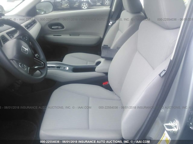 3CZRU6H36HG701897 - 2017 HONDA HR-V LX GRAY photo 8