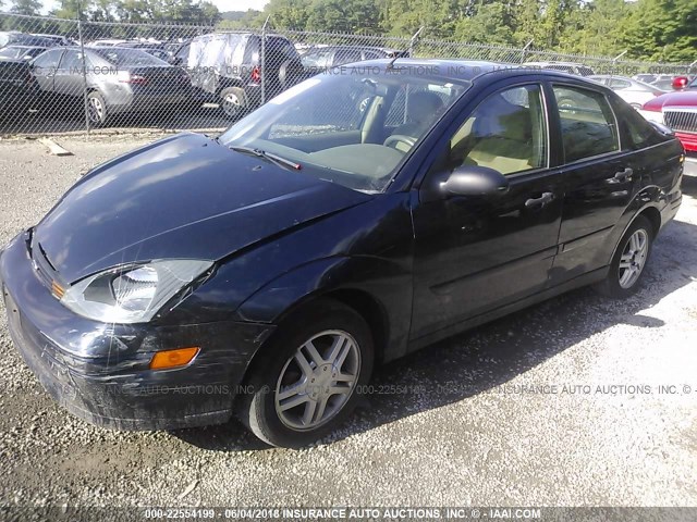 1FAFP34333W325048 - 2003 FORD FOCUS SE COMFORT/SE SPORT BLUE photo 2