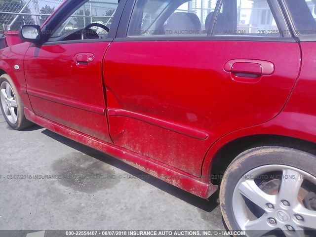 JM1BJ245731105818 - 2003 MAZDA PROTEGE PR5 RED photo 6