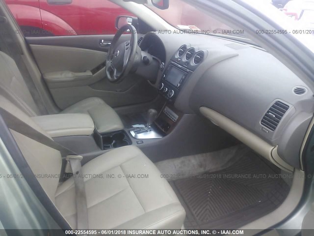 1N4BL21E98N484096 - 2008 NISSAN ALTIMA 3.5SE/3.5SL GREEN photo 5