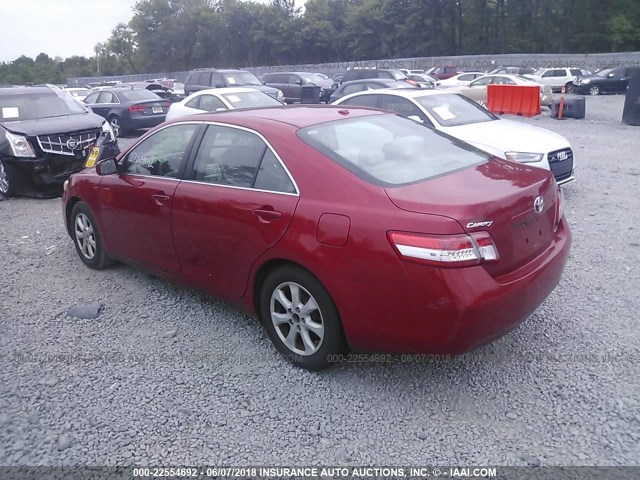 4T1BF3EK1AU557296 - 2010 TOYOTA CAMRY SE/LE/XLE RED photo 3