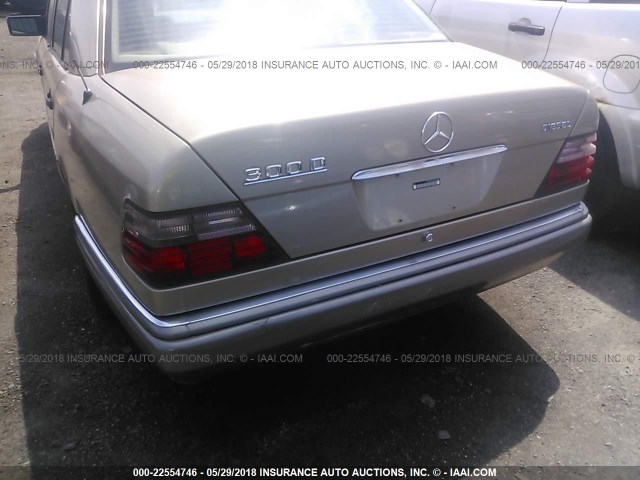 WDBEB31E0SC235445 - 1995 MERCEDES-BENZ E 300D/300D SPECIAL GOLD photo 6