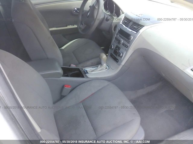1G1ZG57B08F213717 - 2008 CHEVROLET MALIBU LS SILVER photo 5