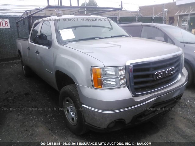 1GTHK43K09F116679 - 2009 GMC SIERRA K2500 HEAVY DUTY BEIGE photo 1