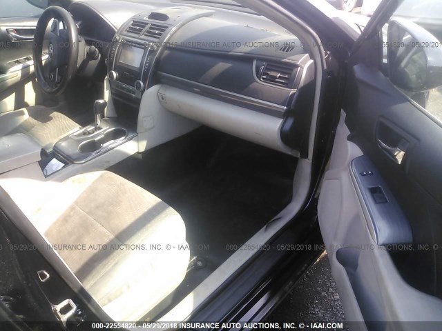 4T1BD1FK6EU098636 - 2014 TOYOTA CAMRY HYBRID/LE/XLE 黑色 照片 5