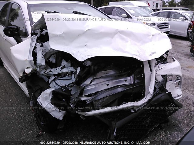 JTNB11HK0J3030886 - 2018 TOYOTA CAMRY L/LE/XLE/SE/XSE WHITE photo 6