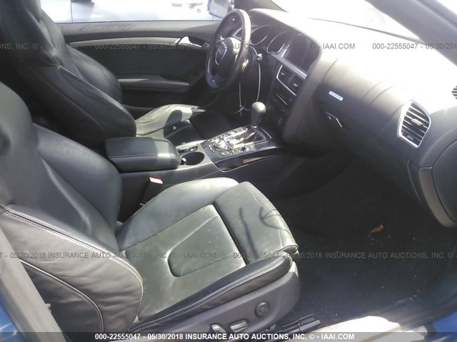 WAUVGAFH9BN009772 - 2011 AUDI S5 PRESTIGE BLUE photo 5