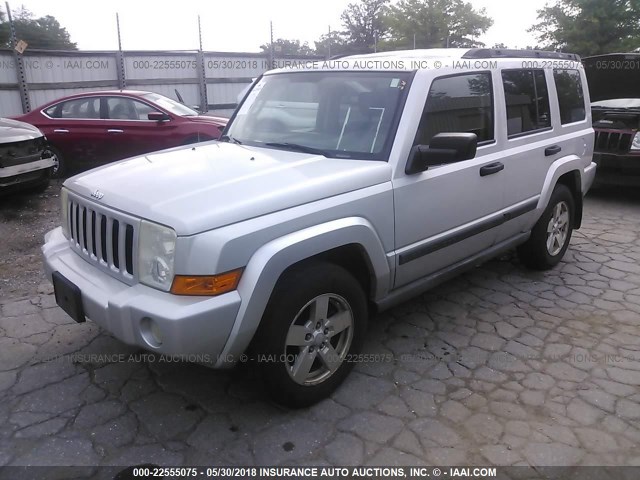 1J8HG48K76C195607 - 2006 JEEP COMMANDER SILVER photo 2