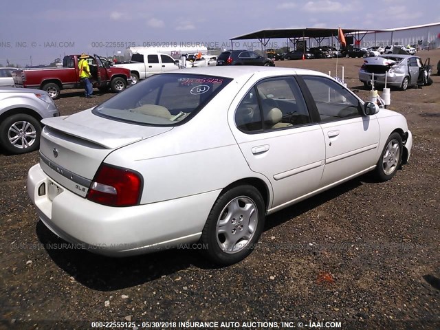 1N4DL01A8YC136926 - 2000 NISSAN ALTIMA XE/GXE/SE/GLE WHITE photo 4