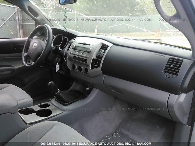 5TETX62N76Z260974 - 2006 TOYOTA TACOMA PRERUNNER ACCESS CAB SILVER photo 5