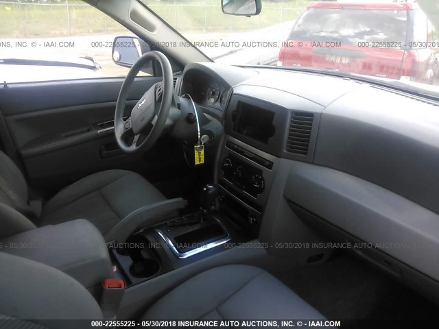 1J4GR48K86C133981 - 2006 JEEP GRAND CHEROKEE LAREDO/COLUMBIA/FREEDOM 白色 照片 5