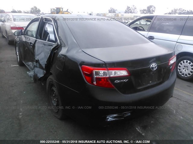 4T1BF1FK0DU230038 - 2013 TOYOTA CAMRY L/SE/LE/XLE 黑色 照片 3