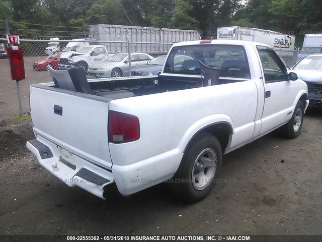 1GCCS1449VK248124 - 1997 CHEVROLET S TRUCK S10 WHITE photo 4